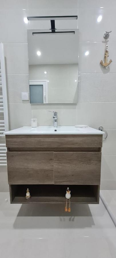 Cozy Apartment With Garden Near Town Center, Fully Renovated. Athens Exterior photo